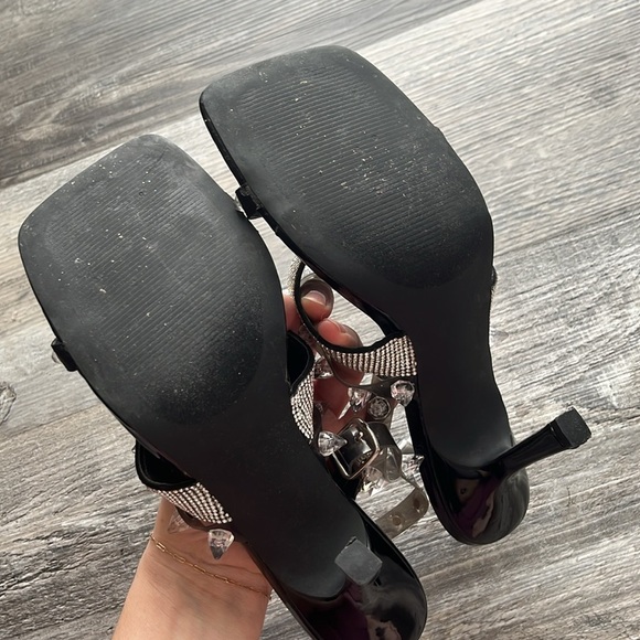 🌴 Steve Madden Stud & Diamond Heel - Picture 5 of 5